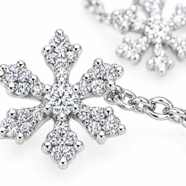 Eirwen Snowflake Station Chain Bracelet