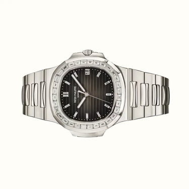 Nautilus 40mm 5711/110P-001 Black Dial