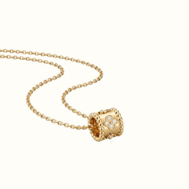 Perlée Beaded Pavé Clover Pendant Necklace